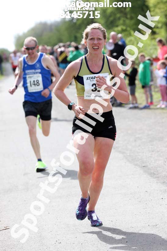 Terry O'Gara Memorial 5k Road Race, Wallsend. Photo:  David T. Hewitson/Sports for All Pics